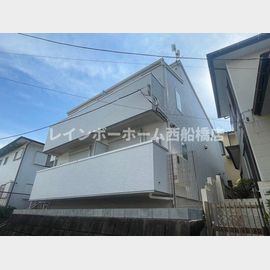 新八柱駅より徒歩11分 2階 築2年11ヶ月の賃貸物件