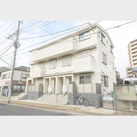 船橋駅より徒歩6分 築1年6ヶ月 3階建の賃貸物件