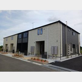 成田駅よりバス38分 新築 2階建の賃貸物件
