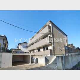 鎌ケ谷駅より徒歩3分 築6年6ヶ月 3階建の賃貸物件