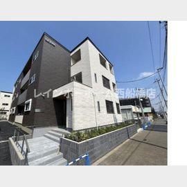 GREENGABLESFAMIRIAB 3階 築1年の賃貸物件