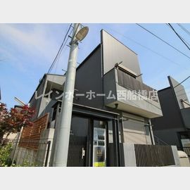 京成八幡駅より徒歩11分 築17年7ヶ月 2階建の賃貸物件