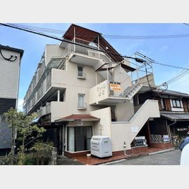 シャトル城町 4階 築44年8ヶ月の賃貸物件