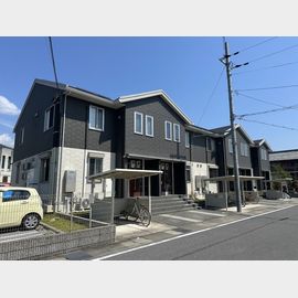 鳥居本駅より徒歩6分 築7年10ヶ月 2階建の賃貸物件