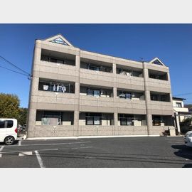彦根駅よりバス10分 築17年11ヶ月 3階建の賃貸物件
