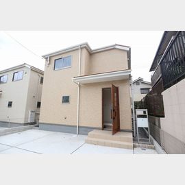 高尾駅よりバス11分 築2年7ヶ月 2階建の賃貸物件