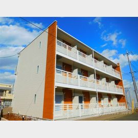 万願寺駅より徒歩6分 1階 築9年10ヶ月の賃貸物件