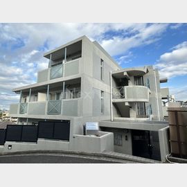 大倉山駅より徒歩3分 1階 築28年8ヶ月の賃貸物件