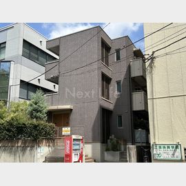 マ・メゾン大倉山 3階 築19年8ヶ月の賃貸物件