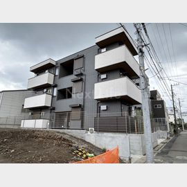 小机駅より徒歩9分 3階 築1年7ヶ月の賃貸物件