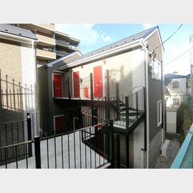 弘明寺駅より徒歩13分 2階 築7年2ヶ月の賃貸物件