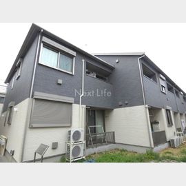 大倉山駅より徒歩10分 築8年3ヶ月 2階建の賃貸物件