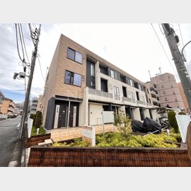 南大沢駅より徒歩22分 2階 築8年10ヶ月の賃貸物件