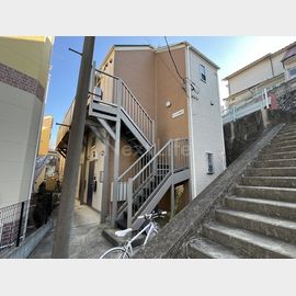 子安駅より徒歩11分 2階 築9年8ヶ月の賃貸物件