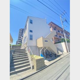 中央大学・明星大学駅より徒歩2分 1階 築9年11ヶ月の賃貸物件