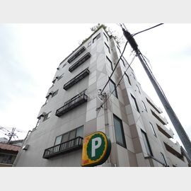 立川駅より徒歩8分 4階 築35年の賃貸物件