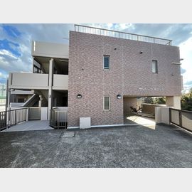 三ツ沢上町駅より徒歩10分 1階 築20年5ヶ月の賃貸物件