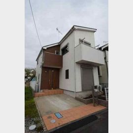 牛浜駅より徒歩12分 1階 築10年の賃貸物件