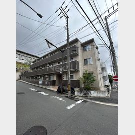 レフィナード 3階 築8年8ヶ月の賃貸物件