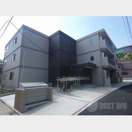 山手駅より徒歩15分 3階 築5年11ヶ月の賃貸物件