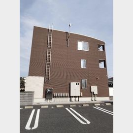 桜街道駅より徒歩5分 1階 築8年4ヶ月の賃貸物件