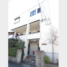 北府中駅より徒歩5分 築30年2ヶ月 3階建の賃貸物件