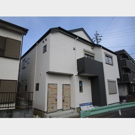 高幡不動駅より徒歩10分 築3年2ヶ月 2階建の賃貸物件