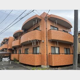 拝島駅より徒歩8分 築32年8ヶ月 2階建の賃貸物件