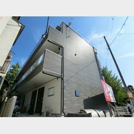 高尾駅より徒歩6分 2階 築9年の賃貸物件