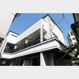 中河原駅より徒歩7分 築3年7ヶ月 3階建の賃貸物件