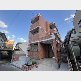 八王子駅より徒歩11分 築1年 3階建の賃貸物件