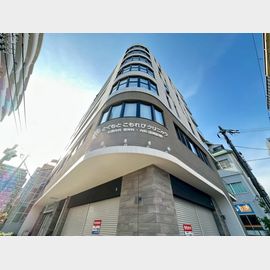 江坂駅より徒歩7分 5階 築4年の賃貸物件