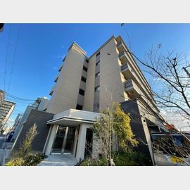 江坂駅より徒歩10分 1階 築8年8ヶ月の賃貸物件