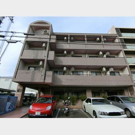 江坂駅より徒歩15分 3階 築24年5ヶ月の賃貸物件