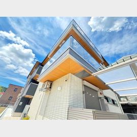 江坂駅より徒歩12分 2階 築1年4ヶ月の賃貸物件