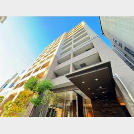 江坂駅より徒歩5分 10階 築16年10ヶ月の賃貸物件