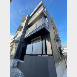 関大前駅より徒歩12分 3階 築3年の賃貸物件