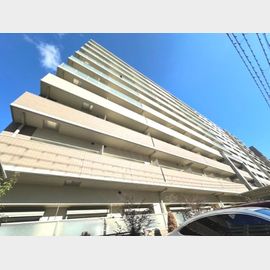 江坂駅より徒歩4分 9階 築11年2ヶ月の賃貸物件