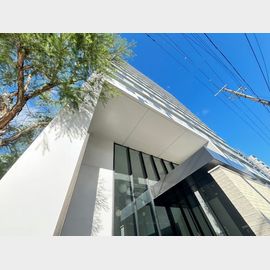 江坂駅より徒歩5分 14階 築9年1ヶ月の賃貸物件