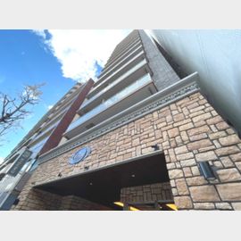 江坂駅より徒歩2分 4階 築3年の賃貸物件