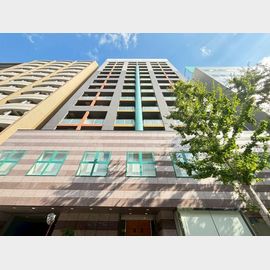 江坂駅より徒歩3分 14階 築19年9ヶ月の賃貸物件