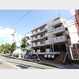 緑地公園駅より徒歩18分 3階 築38年10ヶ月の賃貸物件