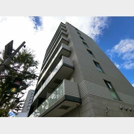 江坂駅より徒歩5分 7階 築11年の賃貸物件