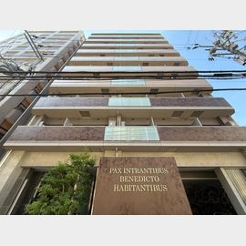 江坂駅より徒歩7分 10階 築8年6ヶ月の賃貸物件