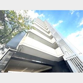 江坂駅より徒歩12分 8階 築18年の賃貸物件