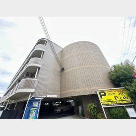 吹田駅より徒歩12分 4階 築28年5ヶ月の賃貸物件