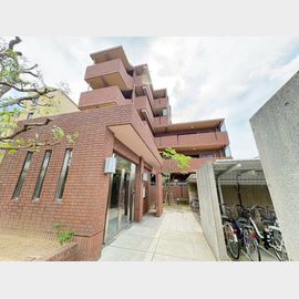箕面駅より徒歩9分 築26年9ヶ月 5階建の賃貸物件