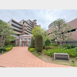 岡町駅より徒歩18分 築20年 11階建の賃貸物件