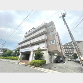 万博記念公園駅より徒歩19分 5階 築30年1ヶ月の賃貸物件