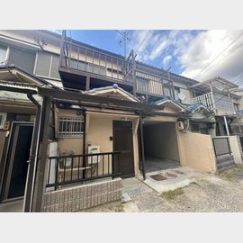 川西池田駅より徒歩8分 築62年2ヶ月 2階建の賃貸物件